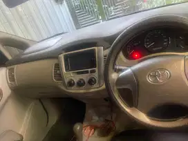 Toyota Kijang Innova 2015 Bensin