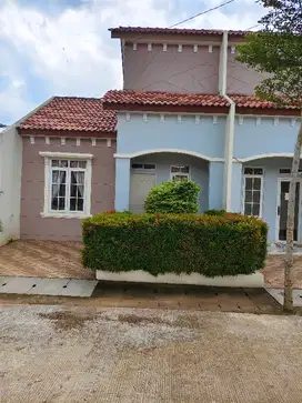 Rumah komersil mezanine