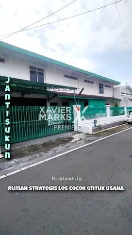 Rumah Open Space 2 lantai cocok untuk usaha di Janti Sukun Malang