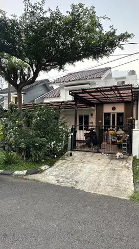 Dijual Cepat Rumah 2 Lantai Siap Huni Di Kemang Pratama 5 Bekasi