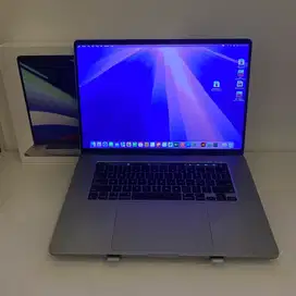 Macbook pro 16 inch i9 2019 16/1TB