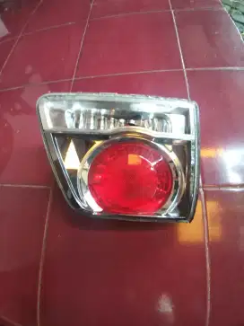 Proyektor Lampu belakang bagasi toyota fortuner