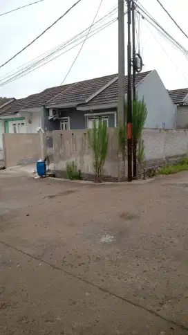 Di Sewakan Rumah dekat IKEA Kotabaru Parahyangan Isi Lengkap