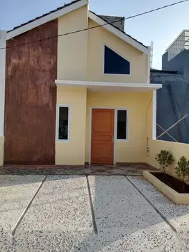 Rumah 2 Lt akses mobil tangerang