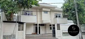 Dijual Rumah Mewah dan Besar di Perumahan Bukit Permai Cibubur, Jakart
