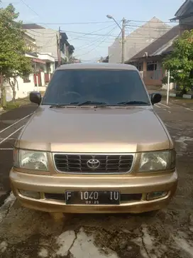 Toyota Kijang 2002 Bensin