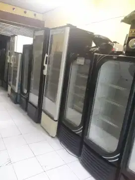 Jual barang tarikan nya showcsse pendingin minuman
