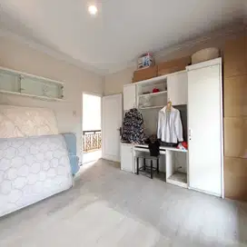 Rumah di Kota Baru Parahyangan, Full Furnished Tatar Wangsakerta