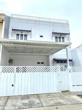 DIJUAL RUMAH CANTIK MODERN DI PONDOK PINANG KEBAYORAN LAMA JAKARTA SEL