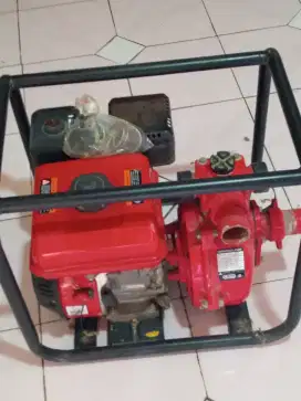 Mesin pompa pro quid