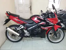 honda cbr old 150 merah 2007 mulus orisinil