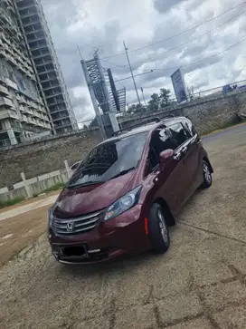 Honda Freed E PSD 1.5 2009 Antik Mulus Terawat KM Rendah No Sienta
