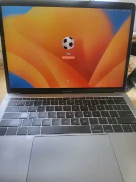 Macbook Pro 2017 non touch bar 8 128GB