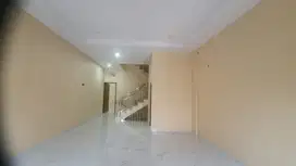 ANA RUKO BARU UK 5.1X16M DI KOMPLEK THI JELAMBAR
