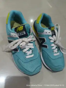 Jual NB 574 sz 36 eks pemakaian