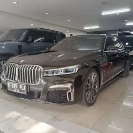 only 9k miles BMW 730Li 2021