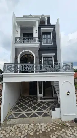 DIJUAL RUMAH BRAND NEW AMERICAN STYLE DI JAGAKARSA, JAKSEL
