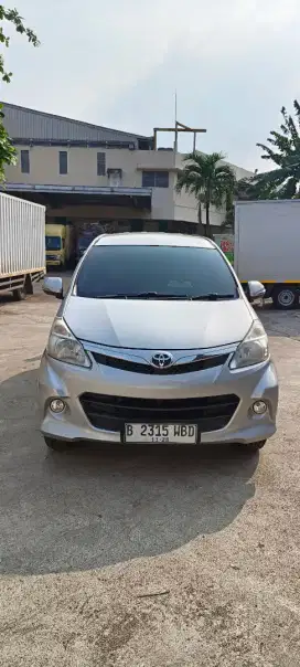 Toyota avanza veloz 1.5 at 2013