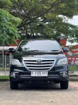TOYOTA KIJANG INNOVA 2.0 V AT LUXURY 2013 BARONG HITAM