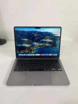 MacBook Air 2022 M2 13inch Second Termurah