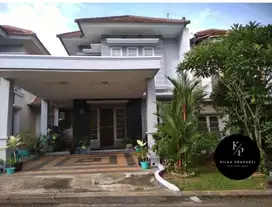 Dijual rumah siap huni hadap taman Legenda wisata Cibubur