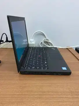 Laptop Second Bergaransi Lenovo X260 Core i5 Gen 6 Backlight Keyboard
