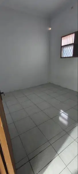 RUMAH DI SEWAKAN