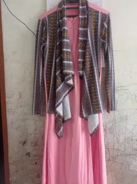 Baju gamis merk elzatta size M