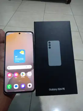 Samsung s24 fe 8/256 grey second like New garansi resmi SEIN