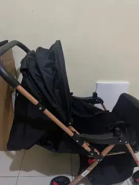 STROLLER MASIH BARU BELUM PERNAH DIPAKAI