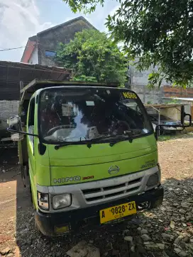 Jual Truk Hino Dutro 2009 Diesel Engkel Long