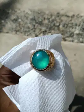 Bacan giwang biji selasih