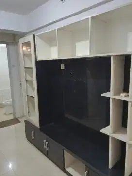 Unit sewa 1bedroom semi furnise apartemen Bassura City