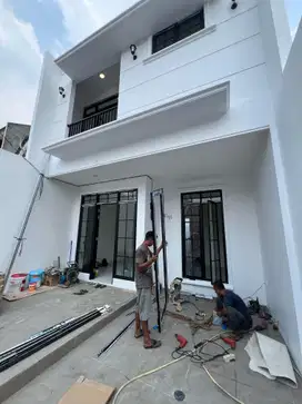 Rumah baru modern termurah di Kencana Loka BSD