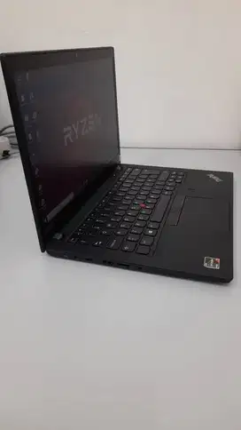Laptop Cocok Untuk Desain , Game, Editing Lenovo T495 AMD Ryzen 7 pro