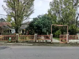 Rumah atau Villa di jual