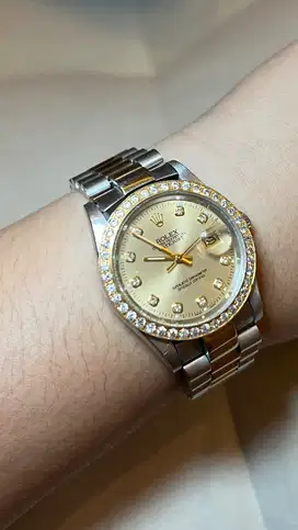 Jam tangan Rolex OYSTER PERPTUAL DATEJUST
