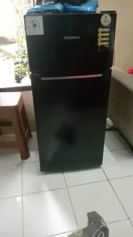 Kulkas Changhong 2 pintu FTM155DB