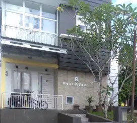 Dijual / disewakan rumah kost and Spa