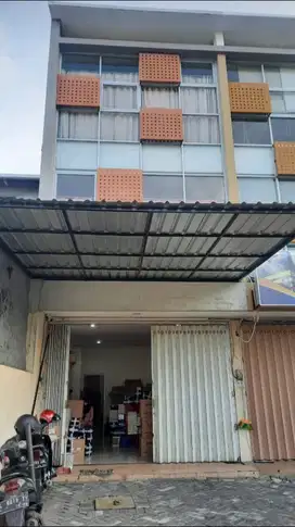 JUAL RUKO 3 LT DI NGAGLIK ,LOKASI STRATEGIS SURABAYA (Tjin2Area)
