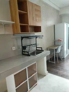 Furnished .Dijual apartemen Puri Orchard, tower Cedar Height