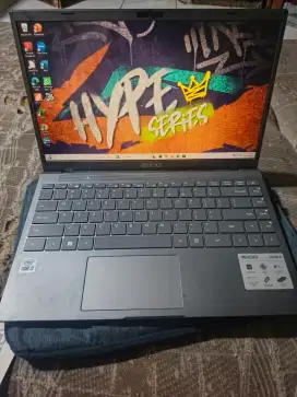Laptop Axioo like new