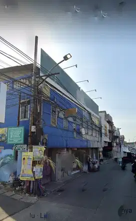 Ruko Ciputat pinggir jalan siap pakai rame