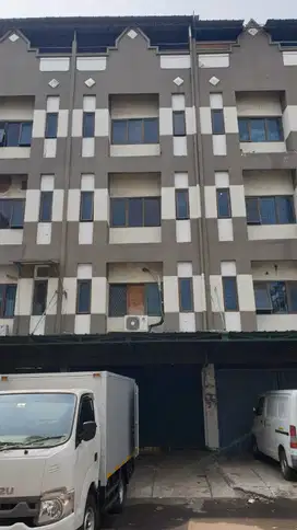 Ruko 5lt di Komp Ruko Mega Sunter Tanjung Priok Jakarta Utara