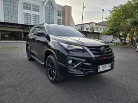 Fortuner 2.4 VRZ TRD at / matic 2020 # dp minim 30 jt - record