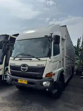 HINO FL 260 JW 2016 WINGBOX