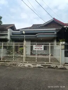 Di Sewa Rumah Untuk untuk rumah tinggal/Kantor