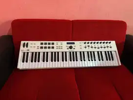 Midi Controller ARTURIA Keylab 61 Essential