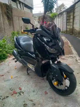 Jual Xmax 250 tahun 2018