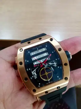 Jam RM 60 rose gold